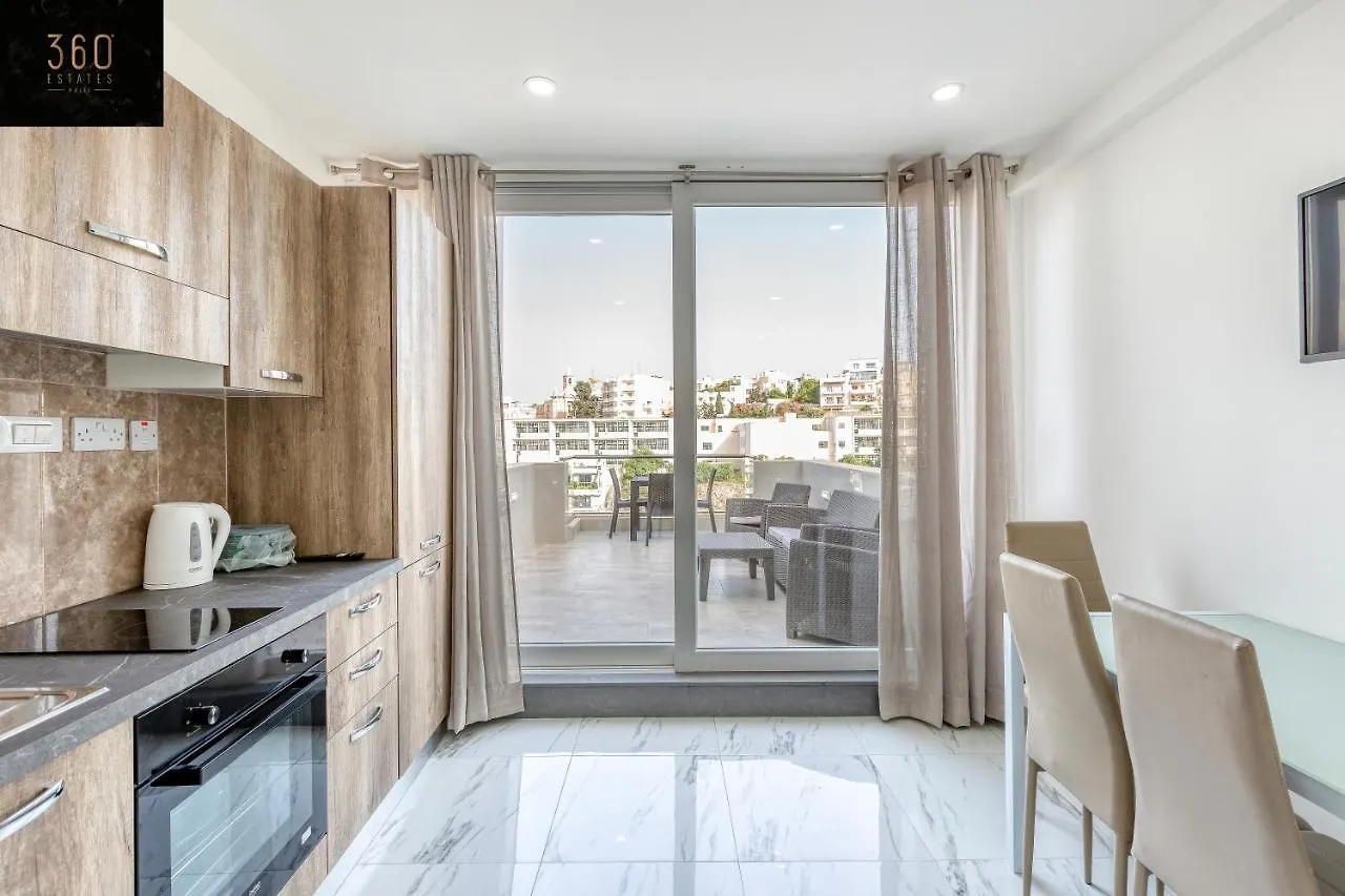Beautiful, Spacious Apt With Bbq & Private Terrace By 360 Estates Saint Julian's Apartment