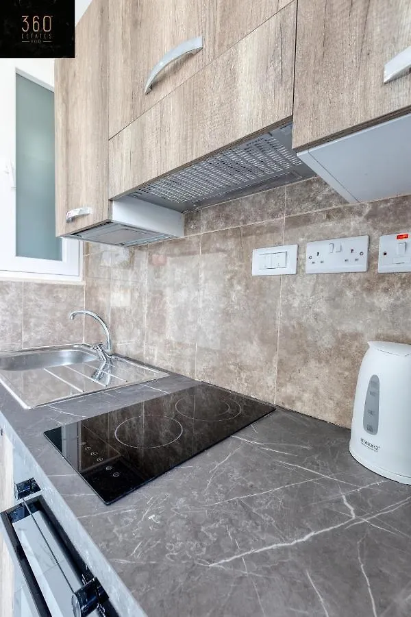 Apartment Beautiful, Spacious Apt With Bbq & Private Terrace By 360 Estates Saint Julian's